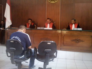 sidang10.jpg